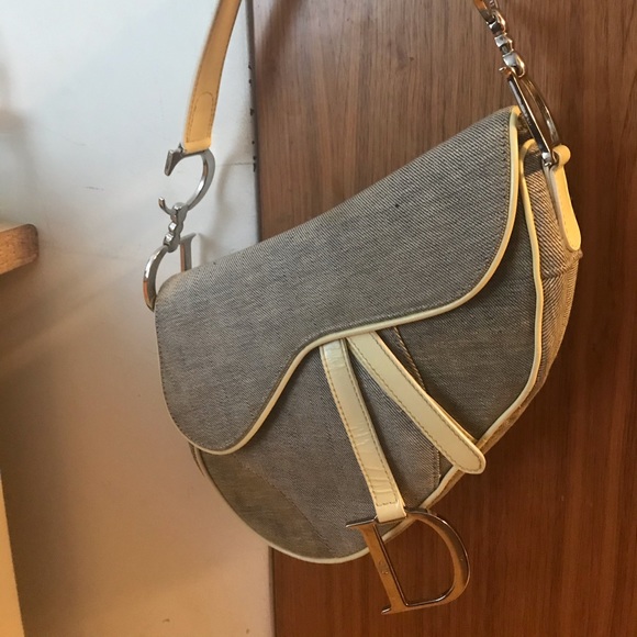 Authentic Vintage Christian Dior Saddle Bag – Gray Canvas & Patent Leather - Picture 6 of 7